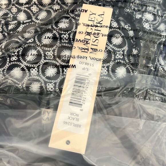 Badgley Mischka Women's Off Shoulder Top Balloon Sleeve Black Cream Small NWT - Picture 10 of 10